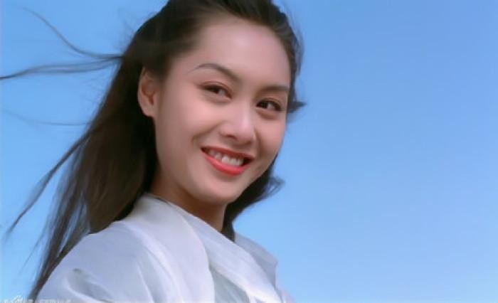 武则天|8位小个子女星，鞋子不能低于10cm，接吻得踩箱子、不能拍远景