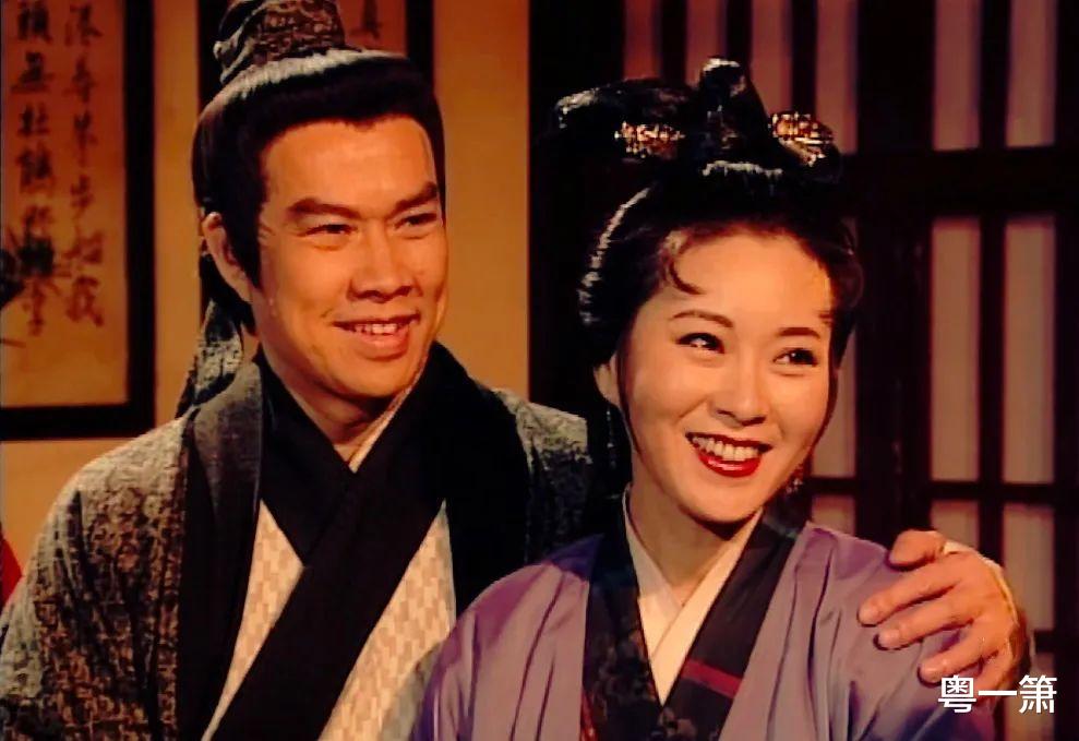 黄蓉|最美中年黄蓉之争,魏秋桦虽美却不敌一人,可惜对方已经去世五年