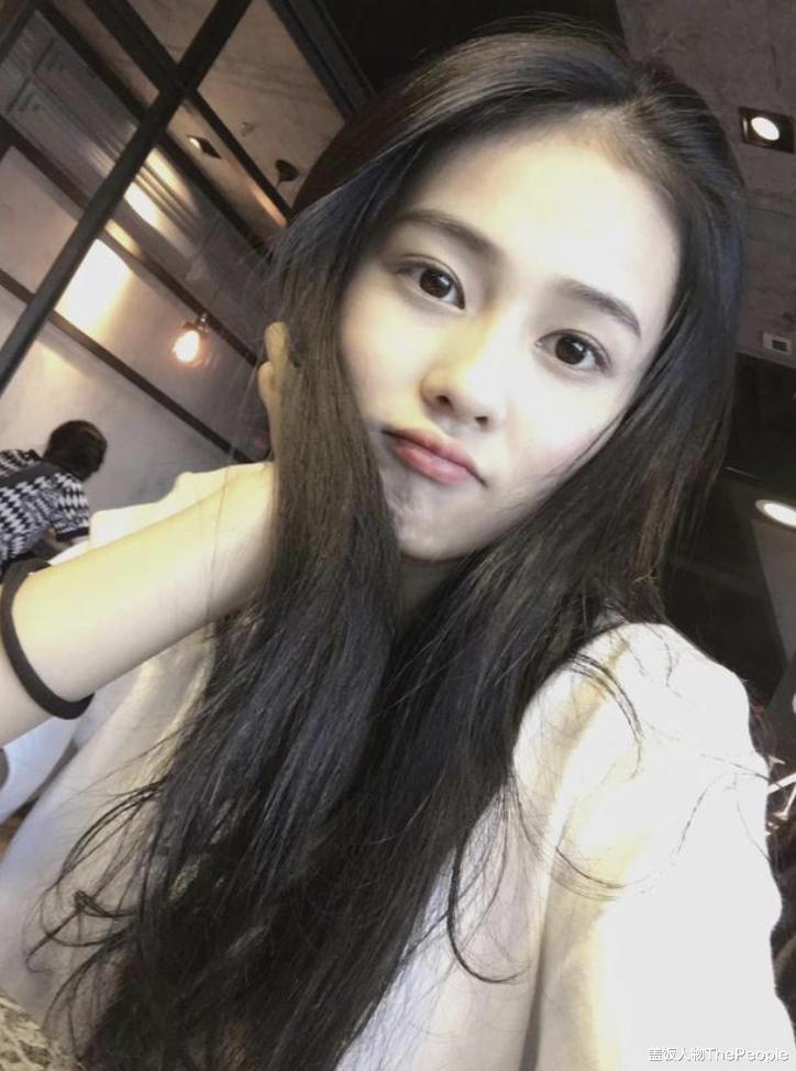 于正 导演审美跑偏多可怕？这6位高颜值女星，惨变“大妈”个个诡异