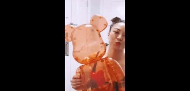 廖碧儿|43岁廖碧儿分享开箱视频,喜事连连乐开花!