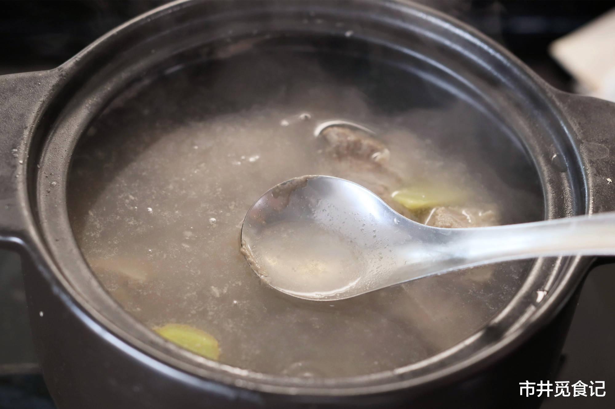 立秋到了,建议:吃1瓜,食2果,喝3汤,按传统“咬秋”,更安康