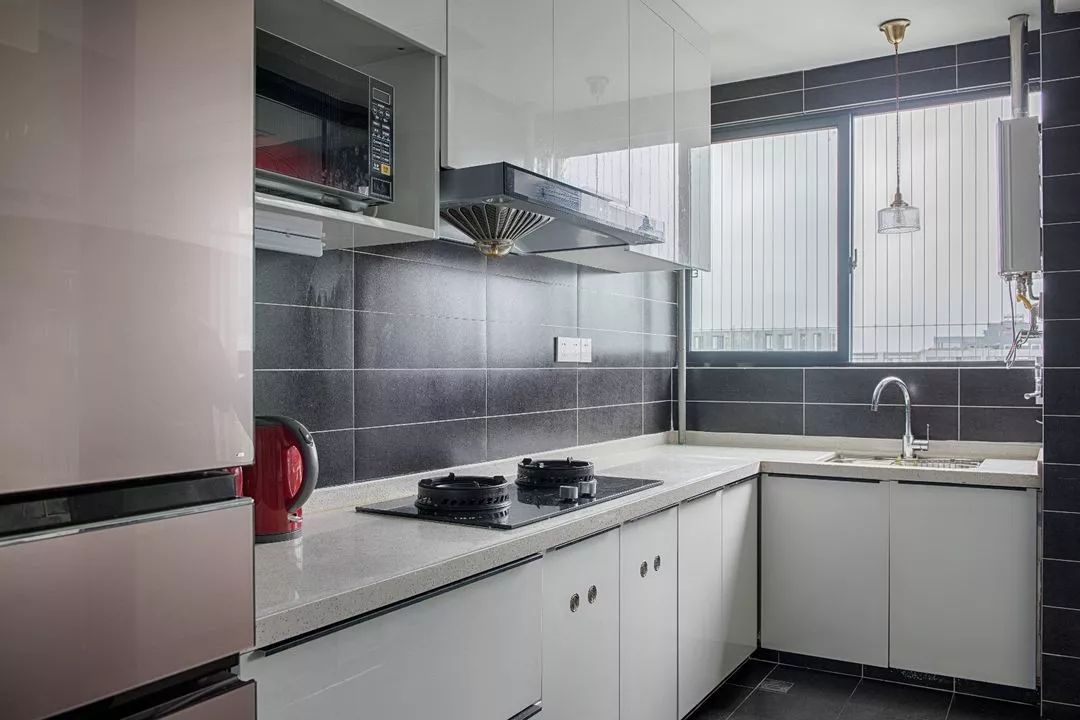 二手房这么一改造，亲戚进门都羡慕极了，出乎意料的美！