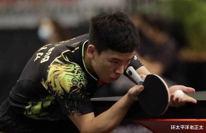教练|国乒33岁教练惹争议!弟子输球他黑脸扭头就走,留下弟子落寞退场