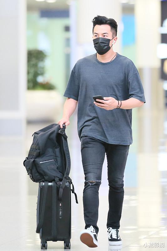 关晓彤|梁朝伟，唐嫣，许凯，张嘉倪，刘恺威，关晓彤，baby！