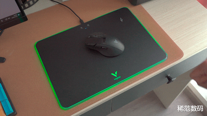 鼠标|雷柏V10 RGB无线充电鼠标垫评测：鼠标垫终于迎来了革命升级