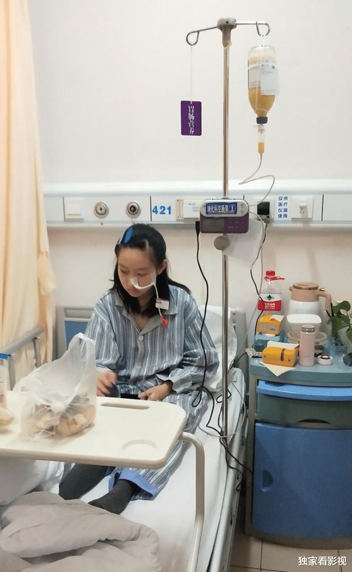 童星|童星遭13名同学欺凌，不堪忍受跳楼重伤，10位明星也有类似苦楚