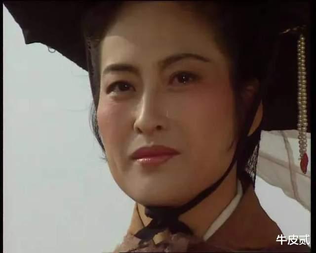 赫本|同样演“贵妇妈妈”，把邬君梅潘虹等女星放在一起，差别出来了