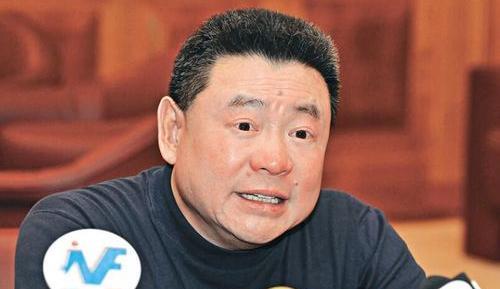 刘銮雄|68岁的刘銮雄，花数亿做换肾手术，康复后将捐肾人娶回家当老婆