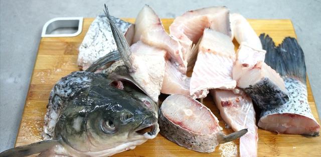 steam|男子野钓一无所获，意外捞起1条会走路的“怪鱼”，网友：被电了