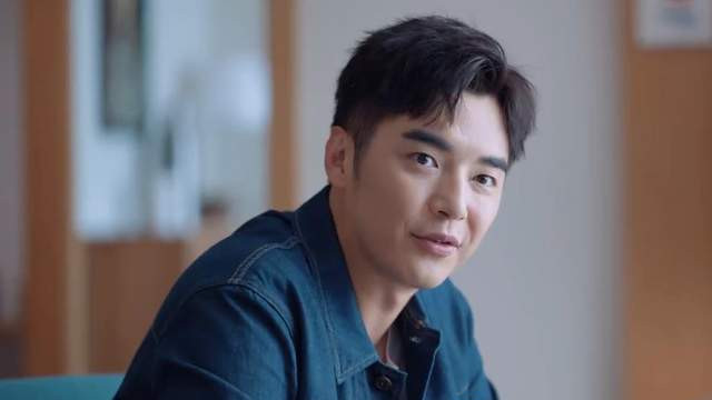 覃天|《她们的名字》：一次喂饭，覃天被选中上门女婿，沈父差点瞧不上