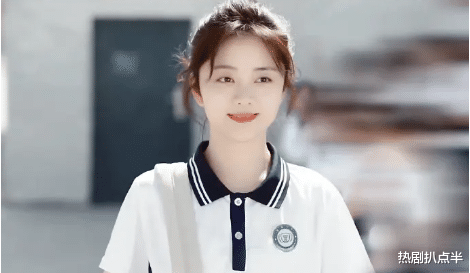 谭松韵|“娃娃脸”的30岁：有人依旧死守“少年感”，有人却走远了