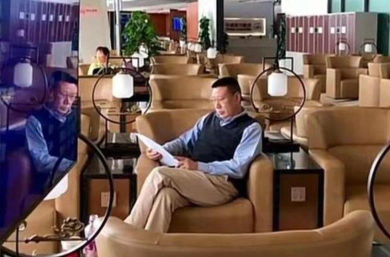 尴尬!曝杜粉一老太太投篮累到住院,姚策堂姐指挥投篮记录曝光