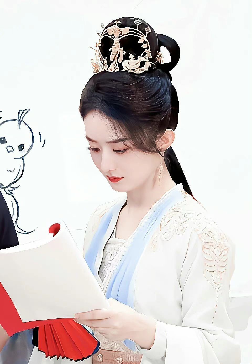 赵丽颖|赵丽颖的八月行程来了，两天安排杂志拍摄，其余时间都在剧组