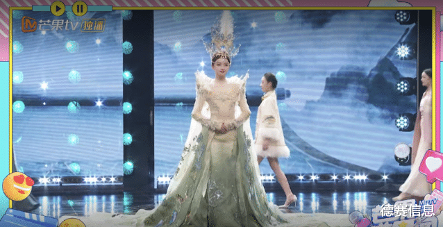 金鹰女神|网传孙怡是金鹰女神，在彩排现场身穿礼服金光闪闪，本人发文否认