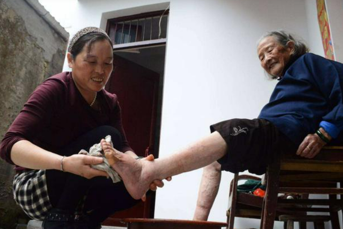 啃老族|“新型啃老族”出现,很多父母被蒙在鼓里,你是吗?