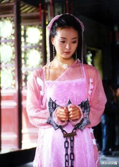 王艳|48岁王艳的难言之隐:表面光鲜的豪门阔太,背后家庭却是满地鸡毛!