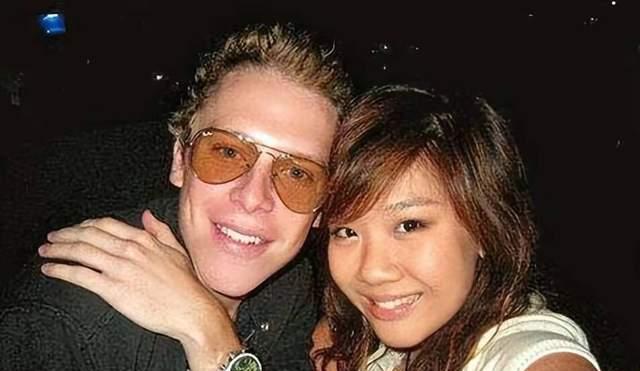 |35岁郑欣宜泪洒舞台，连摘两座奖杯，却直呼遭遇人生低谷