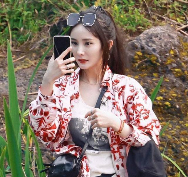 杨幂|《花儿与少年》变味了，收视率下滑严重，杨幂参加成今年最差选择