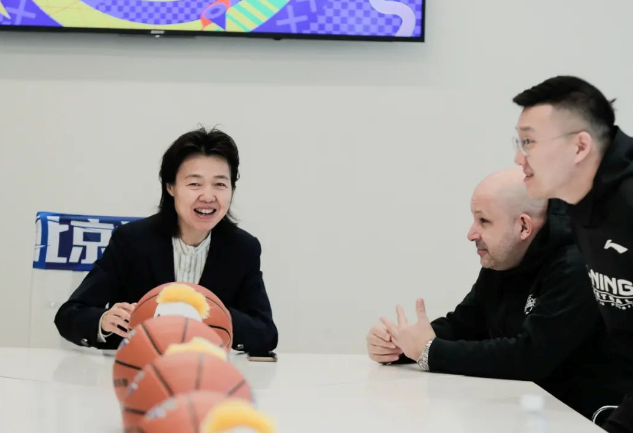 男篮|正式官宣第4外援！秦晓雯再下杀招，直言目标3年之内夺冠