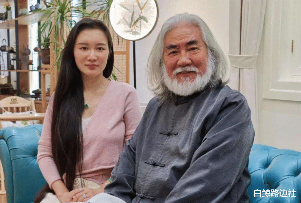 霍建华|张纪中为小31岁妻子拍武侠片！穿古装耍剑好飒，被猜要进演艺圈？