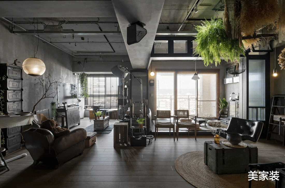 60后夫妻的中古之家,不刷墙不吊顶,也能变身超强艺术空间