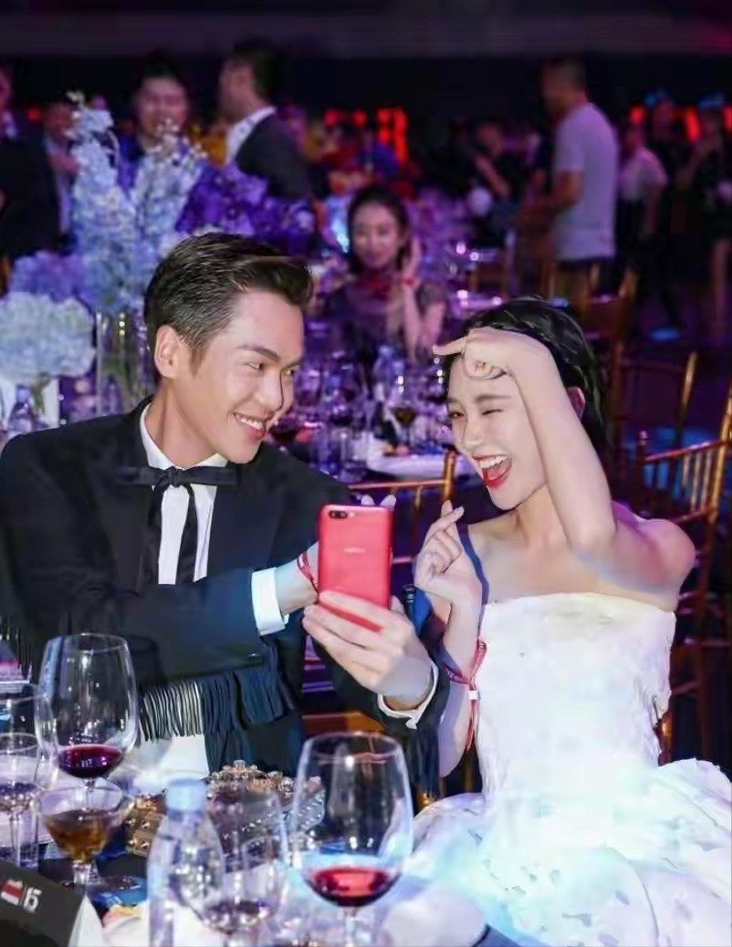 张若昀|张健儿子张若昀：在没爱的环境里带泪成长，33岁结婚生子幸福美满