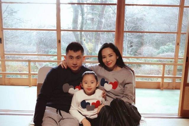 蔡少芬|5位嫁内地小艺人的富婆港星,郭羡妮给公婆买房,蔡少芬高龄生子