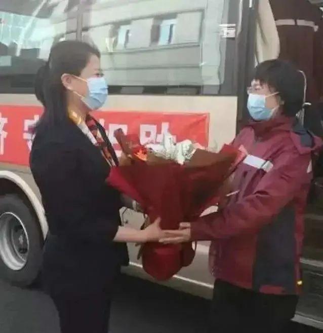 退休|又一美女干部曹晓宇翻车!19岁参加工作后升到副处,长相漂亮端庄