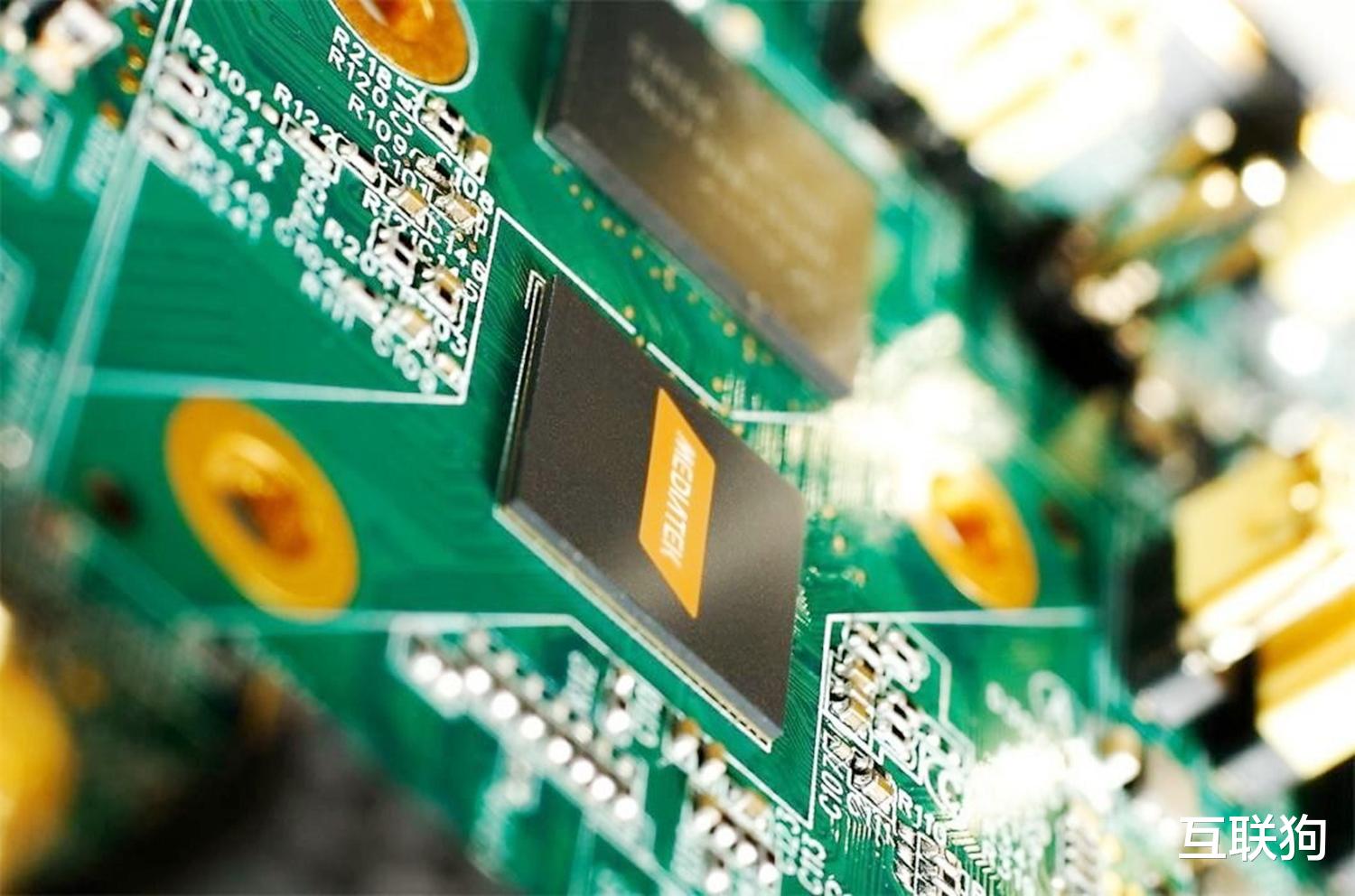 高通|反超高通稳居第一,联发科的“逆袭”,可不只靠好运