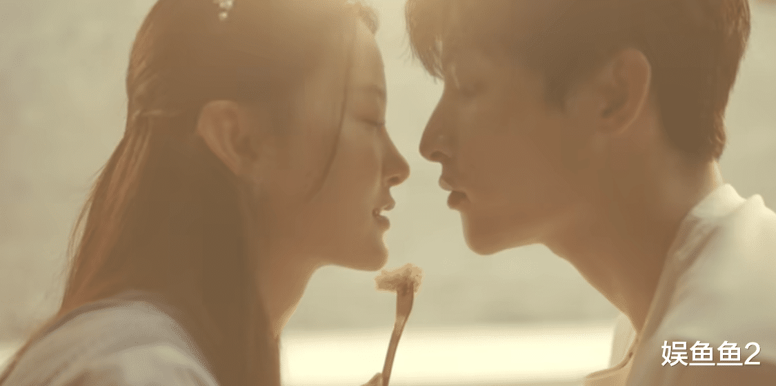 二见钟情|《二见钟情》今日开播，所有女人都爱男主，女主成为众矢之的