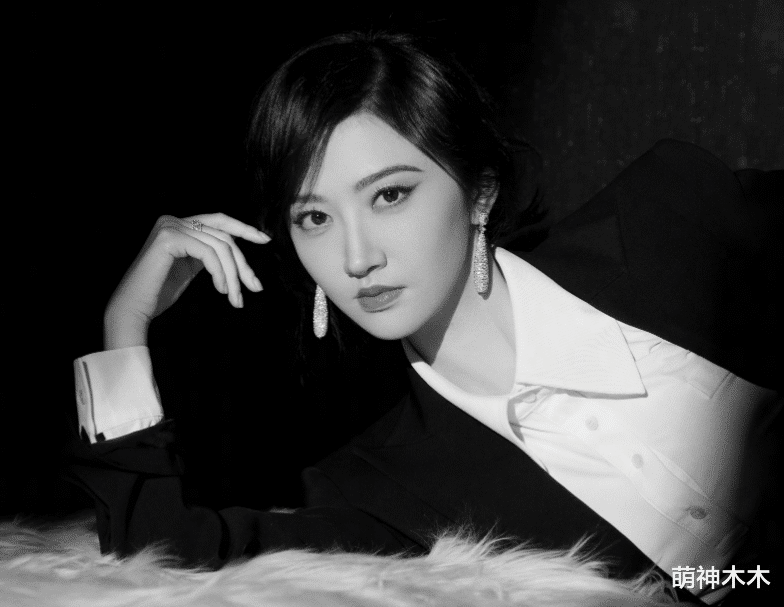 景甜|景甜遭两大品牌除名,2021年就有6个代言不续约,商业价值崩盘