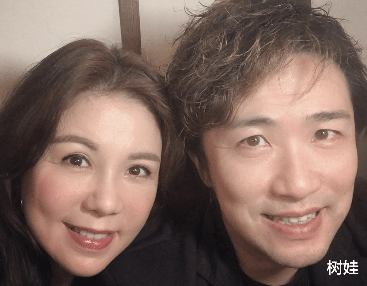 贾静雯|张崇德重提长子夭折难掩伤感,曾每日哭崩,与刘美娟追责九年获胜