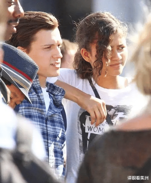 赞达亚|25岁赞达亚发推感谢粉丝支持，大热美剧《亢奋》令其事业再上层楼