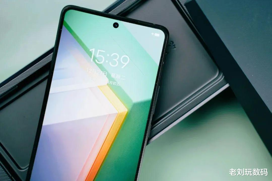 iqoo11|K60 Pro真的能和IQOO 11相比吗？我们一起分析下