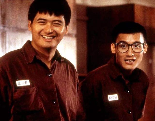 梁家辉|1986年，周润发的一句话，结束了梁家辉的摆摊生涯