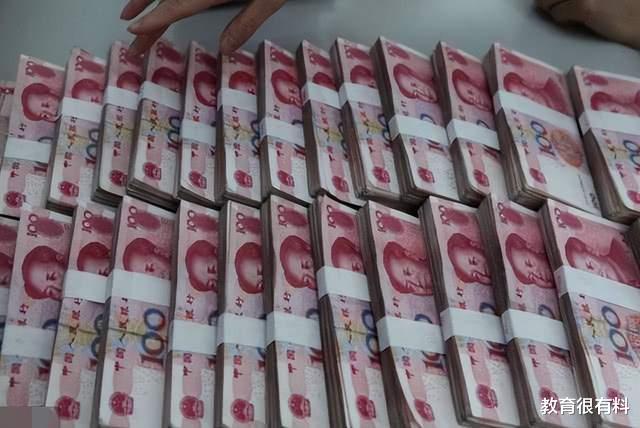 大学生|总裁秘书月薪上万？“香饽饽”岗位背后藏陷阱，多名大学生被骗