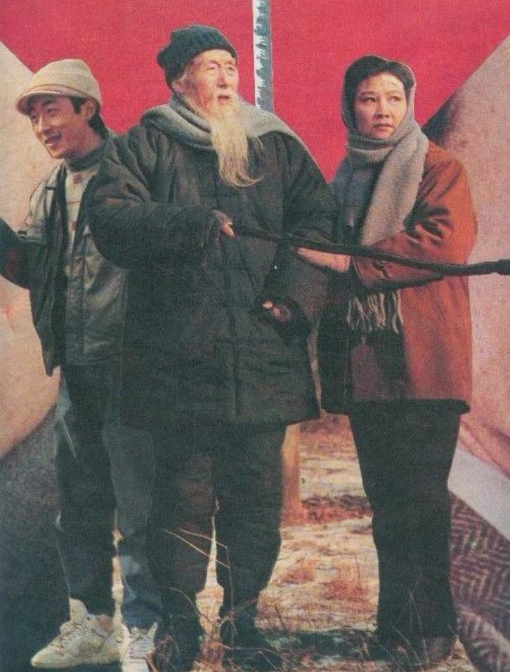 宁理|宁理：11岁丧母，27岁远走美国，吃10年软饭，中年回国演变态翻红