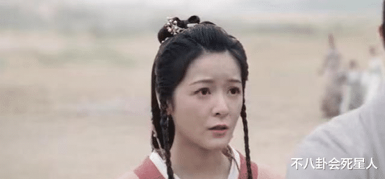 杨紫|杨紫的法令纹、关晓彤的木偶纹，这些明星才20多岁，却提前显老