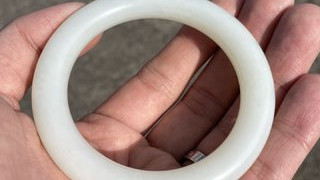 和田玉籽料|一级白玉手镯