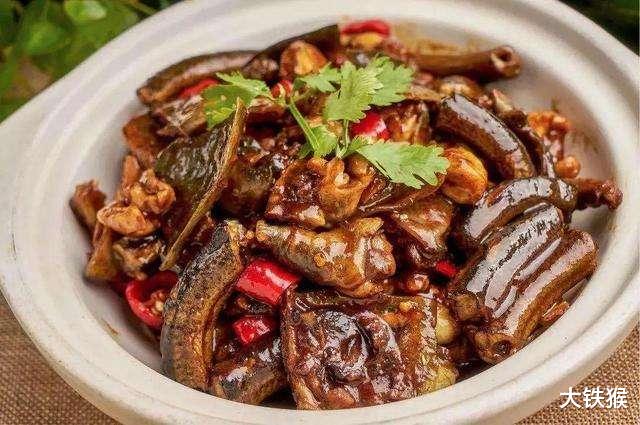 黄河|钓鱼人公认最好吃的十种淡水鱼,黄河鲤鱼上榜,四大家鱼遭人嫌弃