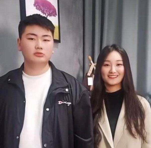 陈亚男|红木哥澄清和陈亚男七日游，只是觉得她太可怜了，随便刷几万而已