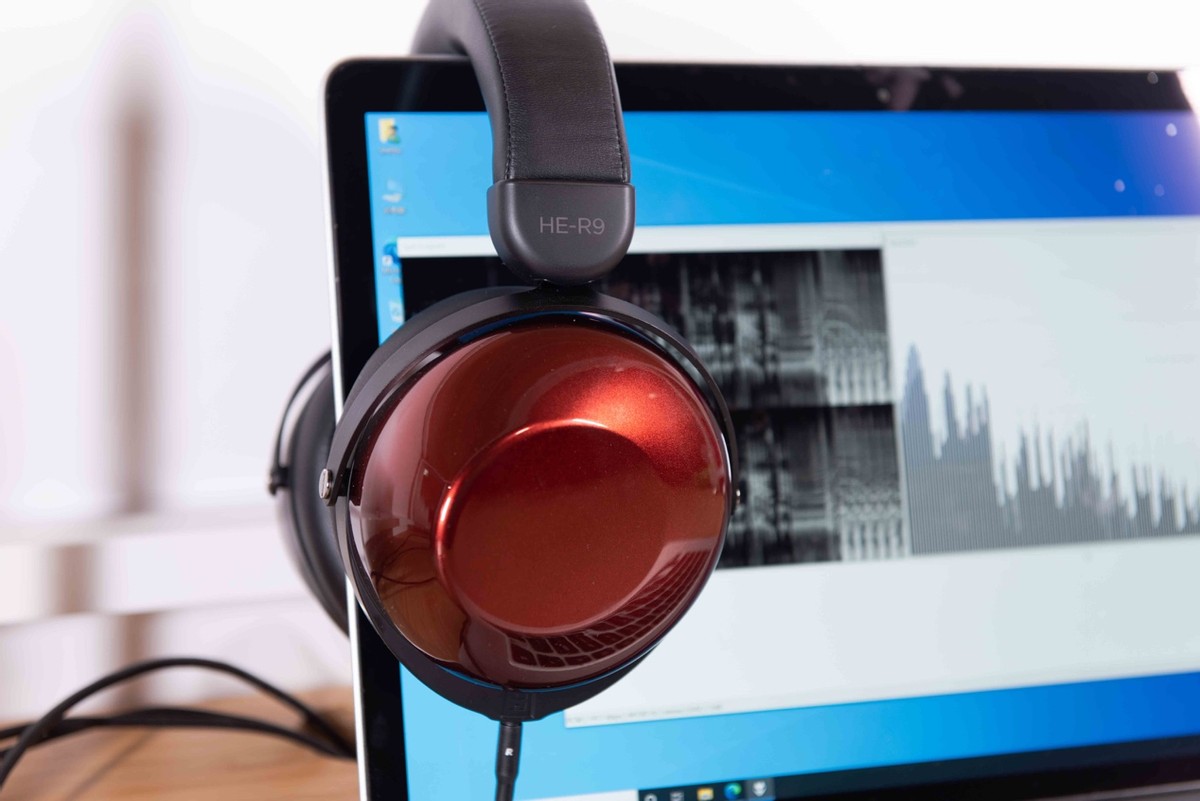 耳机|暖到心坎里的调教风格！HIFIMAN HE-R9拓扑振膜动圈耳机体验