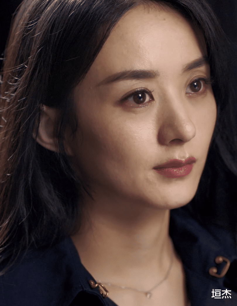 赵丽颖|都说赵丽颖“不上镜”？看到这些没修过的生图，我信了