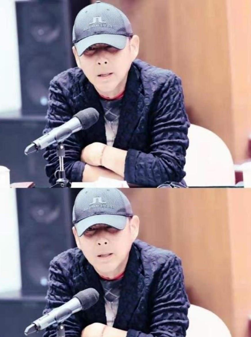 陈道明|陈道明出席座谈会，穿朴素旧衣服也难掩气质，太有老戏骨的气场了