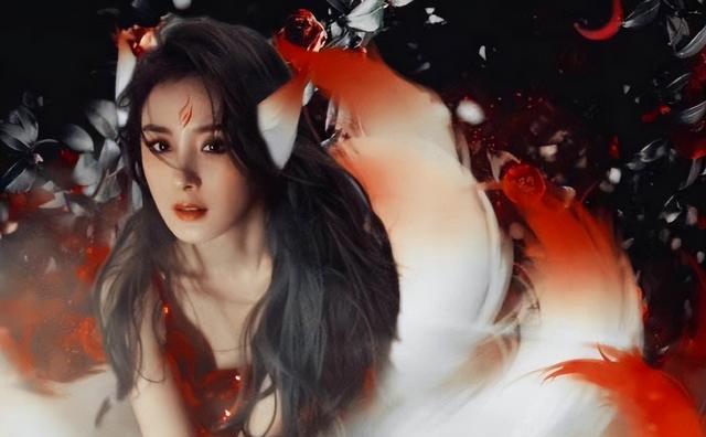 杨幂|新接的角色都不是人类，杨幂和赵丽颖累了吗？