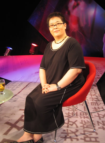 央视|年过40还不结婚,这7位央视女主持,个个知性靓丽情史干净