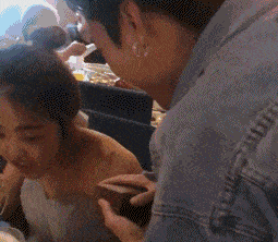 短发 “酒量不好的男孩子还是不要谈恋爱了，自己被绿了都不知道，太惨了！”哈哈哈