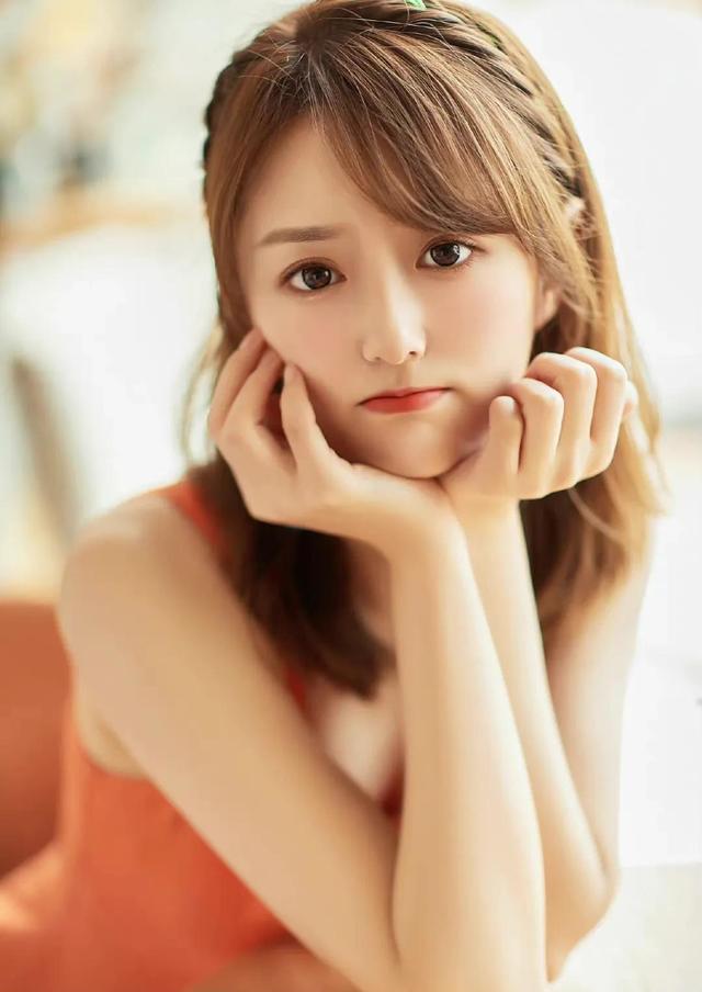 |谈起腾讯NBA女主播，就不得不提起小姨妈的大名了，你更喜欢谁？