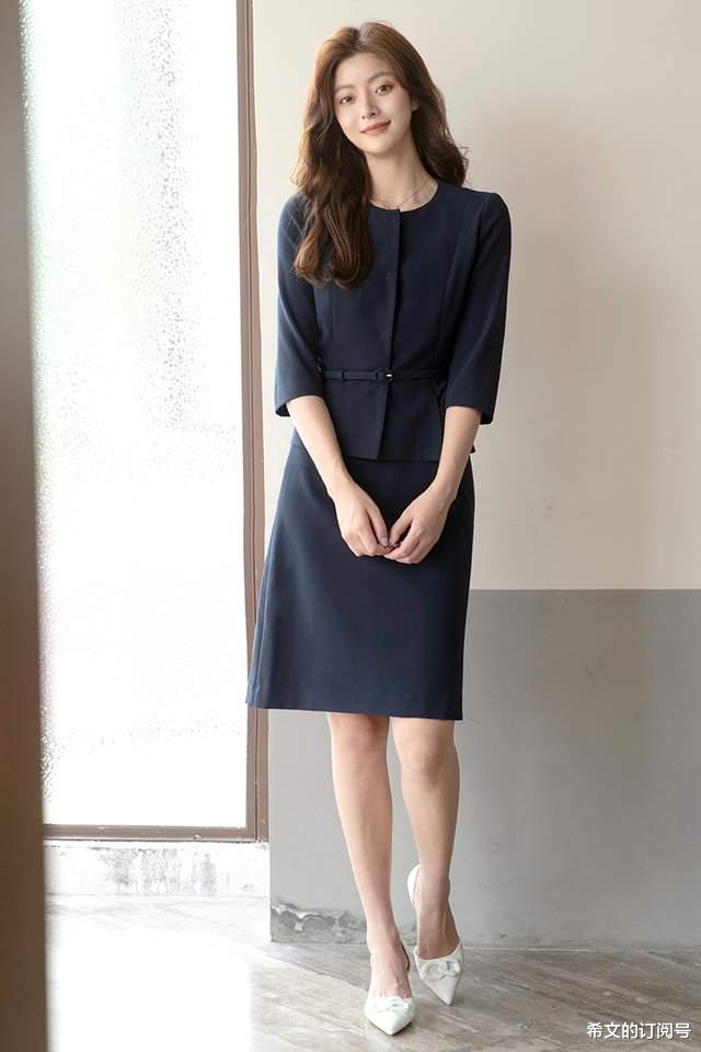 |春夏御姐的职场战袍，大气干练的职业套装