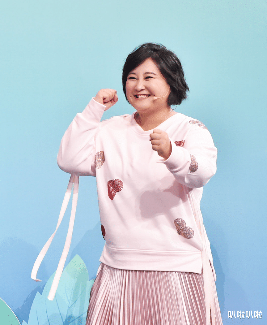 林依晨|圆脸、肉鼻、笑眼，这8位女星长着一张福气脸，看着就舒服